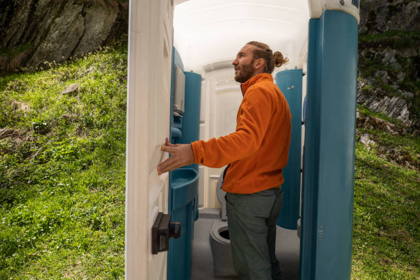 Best Portable bathroom rental  in Fruitport, MI