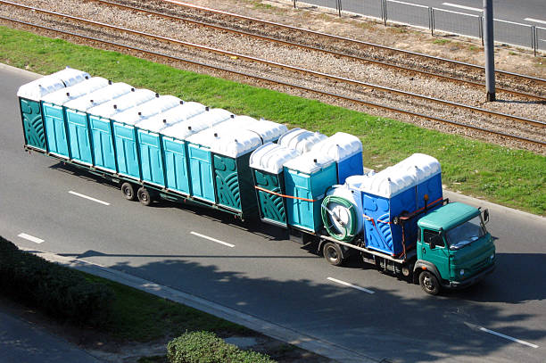 Porta potty delivery and setup in Fruitport, MI